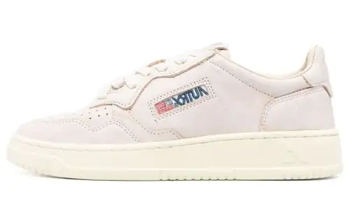AUTRY Medalist Distressed Sneakers