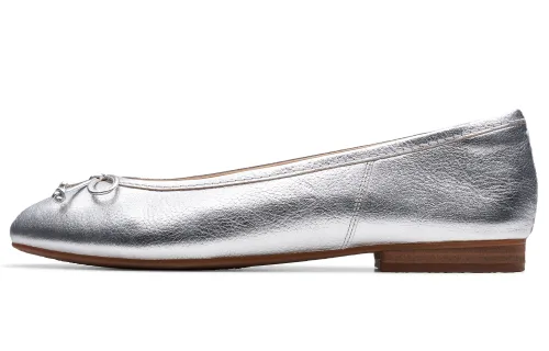 Clarks Cow Leather Casual Shoes Women's Silver