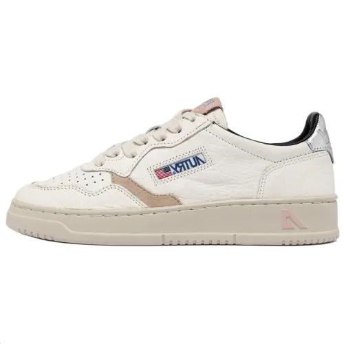 AUTRY Medalist Leather Low top Skateboard Shoes Women's White Pink