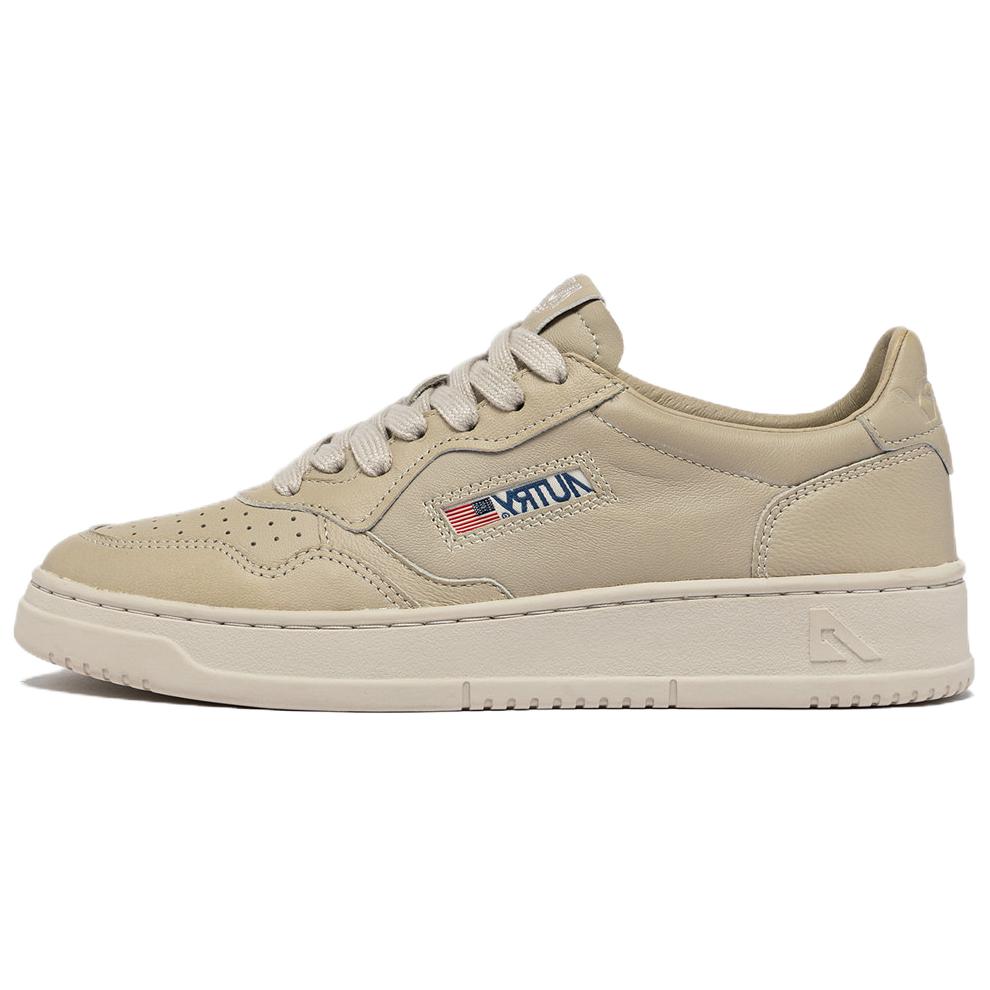 AUTRY Medalist Leather Slip Resistant Cushioning Slip Resistant Cushioning Low top Skateboard Shoes Women's Khaki