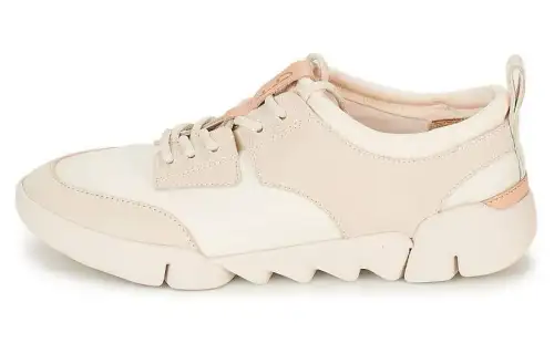 Clarks Low top Casual Shoes Women's Beige