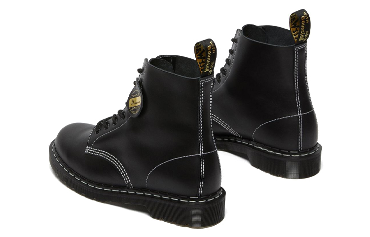 1460 Dr.Martens Pascal Cavalier Leather 'Black Cavalier'