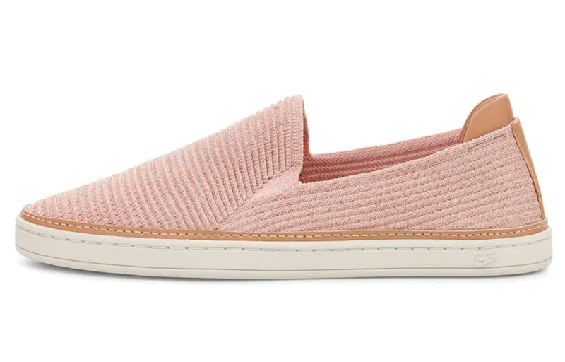 UGG Skateboard Shoes Women's Low Top Powder