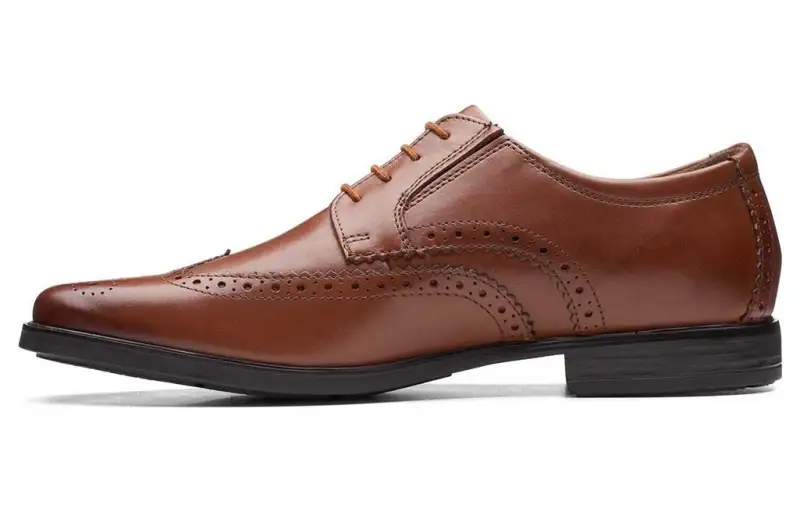 Clarks Dress Shoes Men's Low Top Brown