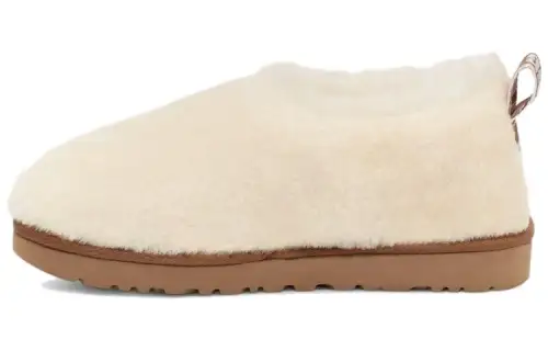 UGG Classic Ankle Length Ankle Boots Unisex Natural