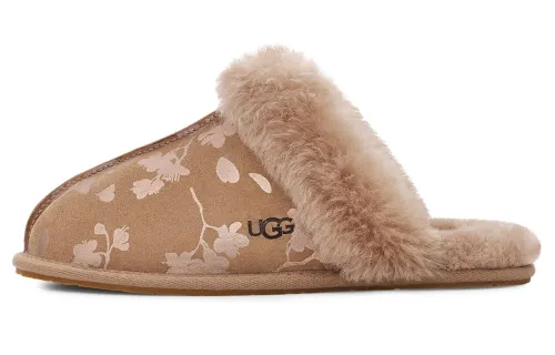 UGG Fashionable Slippers Women's Chestnut