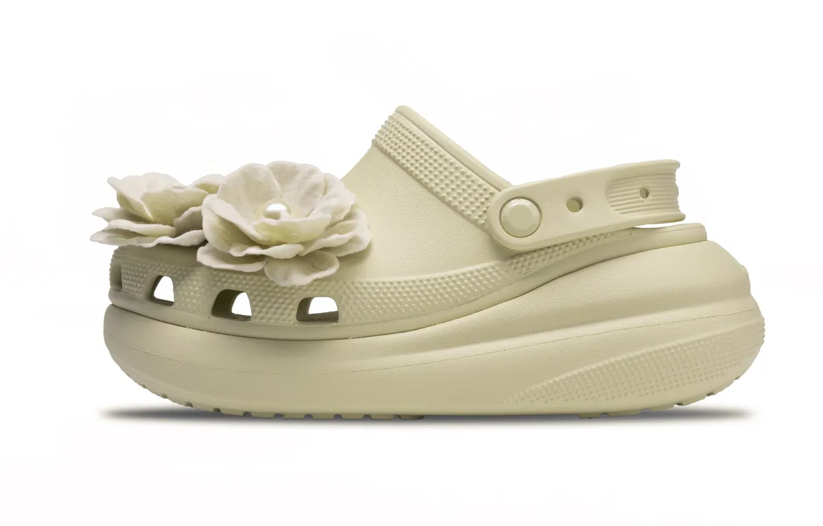 Crocs Crush Clog Cream Puff EVA Clogs Unisex Bone White