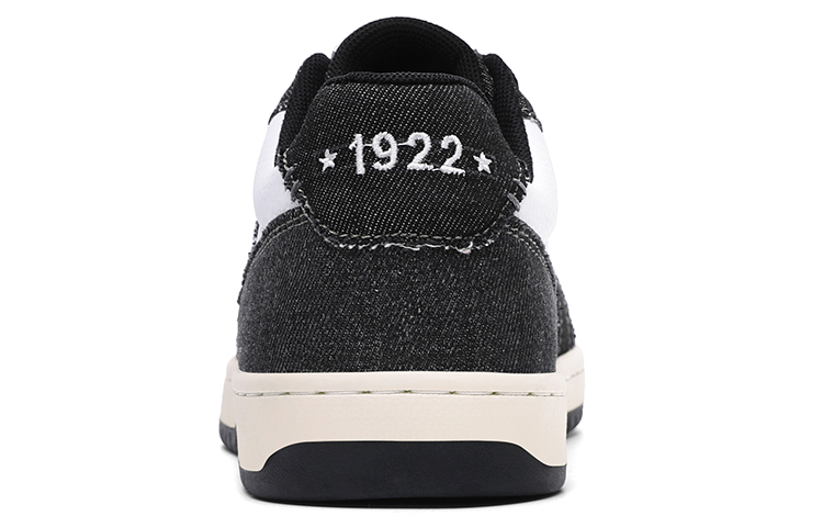Dickies Low top Skateboard Shoes Men's Black White