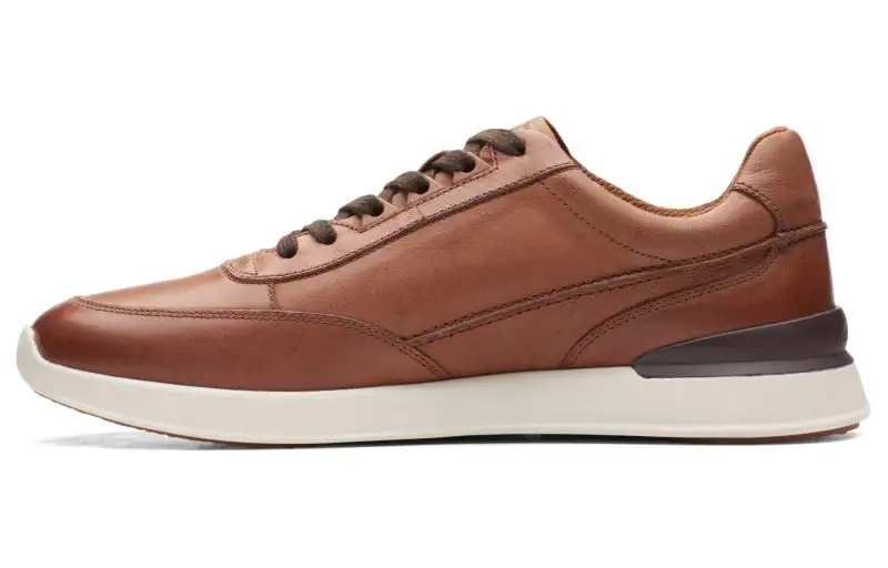 Clarks Leather Slip Resistant Low top Casual Shoes Men's Tan