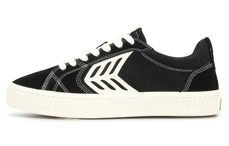 Cariuma Catiba Pro Skate sneakers