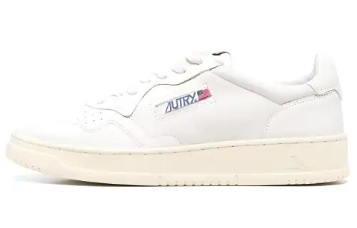 AUTRY Logo-patch Low-top Sneakers