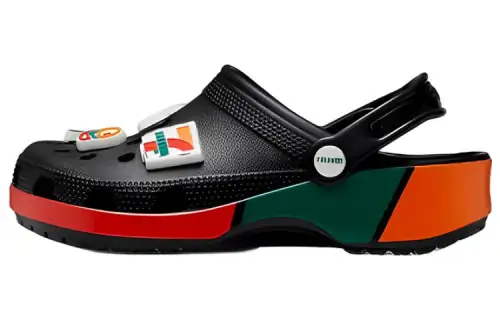 Crocs Mega Crush Clog 7-Eleven Green
