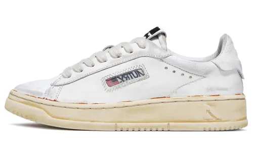 AUTRY Skateboard Shoes Women's Low Top White