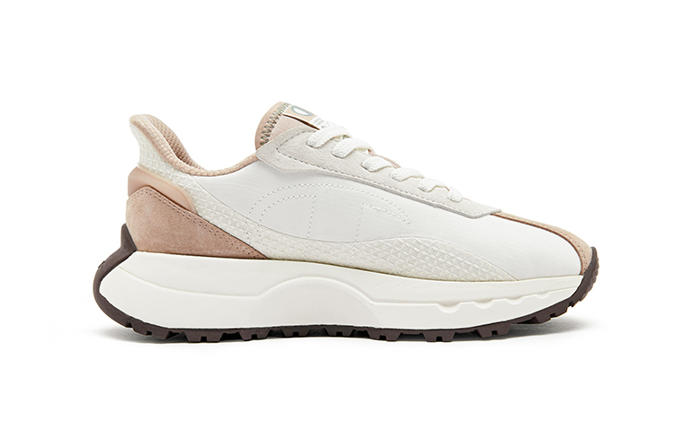 Champion Abrasion Resistant Abrasion Resistant Low top Running Shoes Women’s Beige