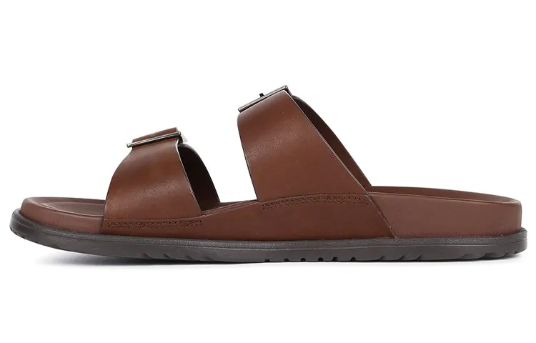 UGG Wainscott Buckle Slide Slippers Men's Burgundy