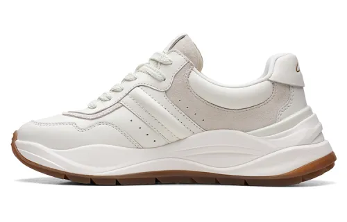 Clarks Cow Leather Low top Casual Shoes Women's White