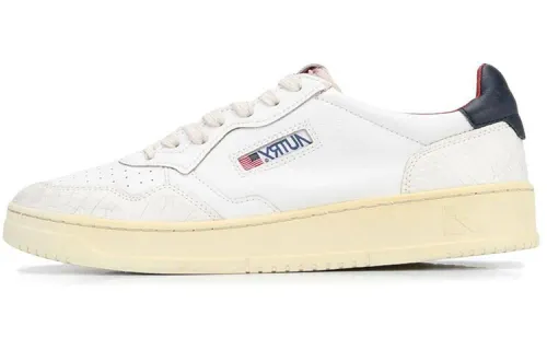 AUTRY Leather Stylish Skateboarding Shoes Men's White