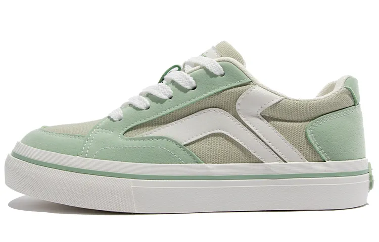 TUOPIN Canvas Slip Resistant, Abrasion Resistant, Lightweight, Breathable Low top Skateboard Shoes Women's