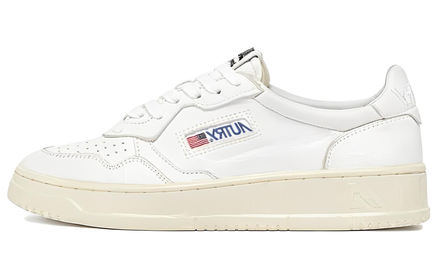 AUTRY Medalist Leather Sneakers