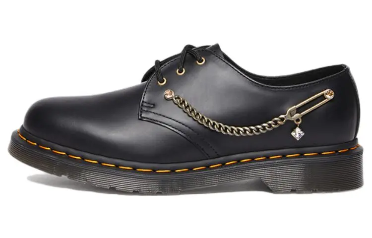 Dr.Martens Leather Low top Casual Shoes Unisex Black