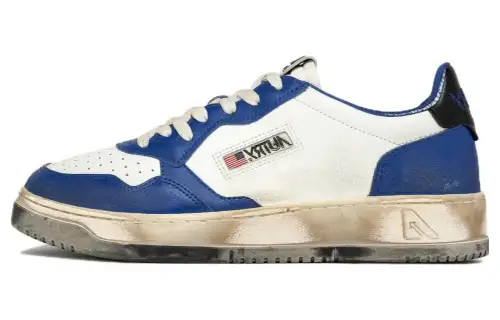AUTRY Leather Low top Skateboard Shoes Men's Blue White