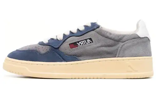 AUTRY Low top Skateboard Shoes Women's Blue Gray