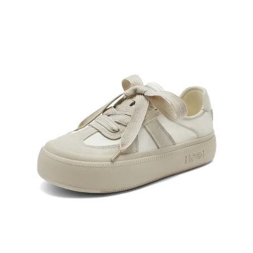 BELLE Fabric Low top Skateboard Shoes Women's Ecru, Pink