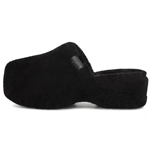 UGG Closed Toe Slippers Women's Black