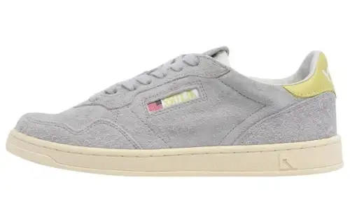 AUTRY Medalist Flat Lace-up Sneakers