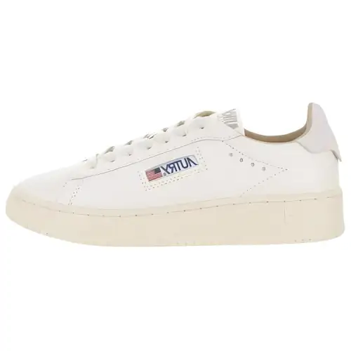 AUTRY Slip Resistant Abrasion Resistant Low top Skateboard Shoes Women's White