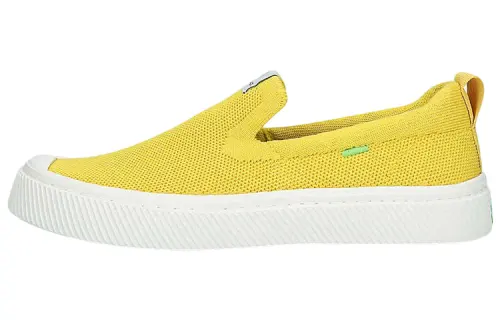 CARIUMA Casual Shoes Women's Low Top Yellow