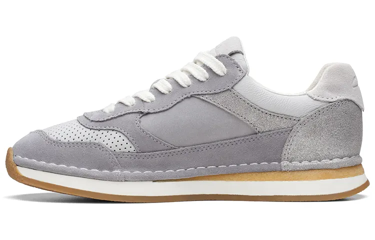 Clarks Low top Casual Shoes Women's Light Gray