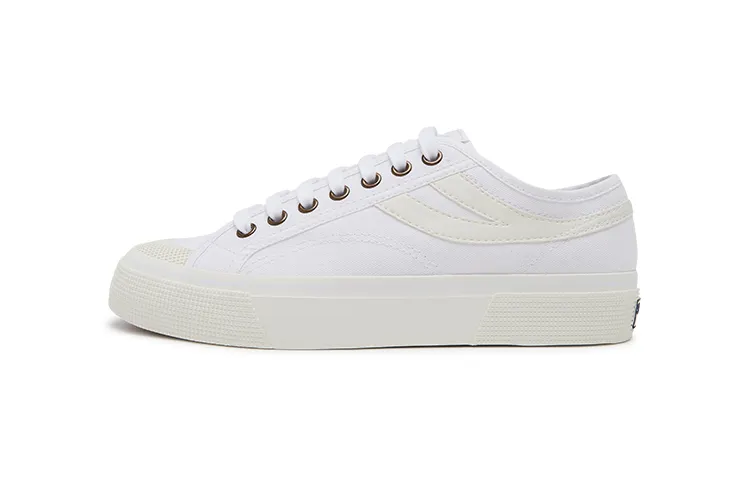 SUPERGA Low top Canvas Shoes Unisex White