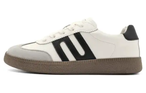 BELLE Slip Resistant, Abrasion Resistant, Breathable Low top Casual Shoes Women's