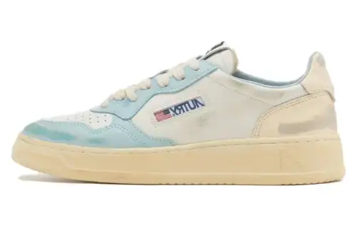AUTRY Distressed Panelled Leather Sneakers