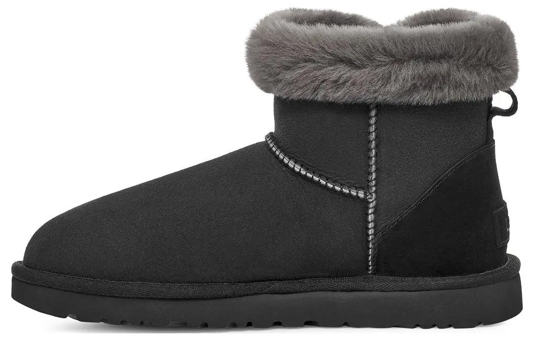 UGG Short Snow Boots Women's Black