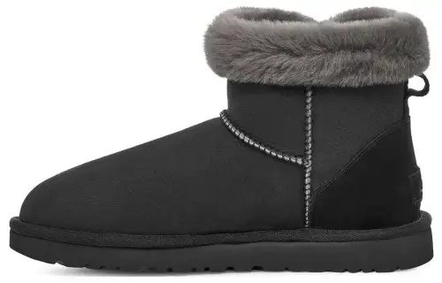 UGG Other Plush Casual and Comfortable Short Snow Boots Women's Black