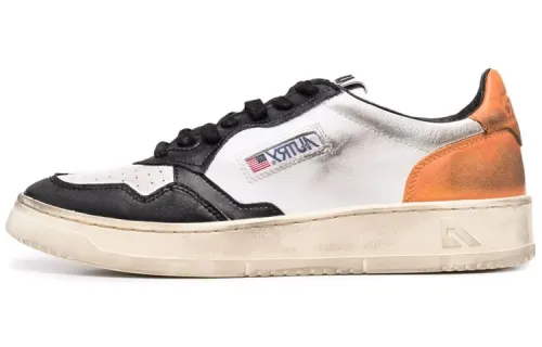 AUTRY Skateboard Shoes Men's Low Top White Black Orange