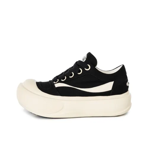 Coca Cola Textile, Split Cow Leather Low top Skateboard Shoes Unisex