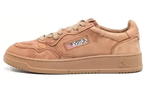 AUTRY Medalist Leather Fashion Trend Low top Skateboard Shoes Men's Brown