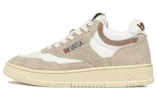 AUTRY Mesh, Leather Low top Skateboard Shoes Women's Ecru