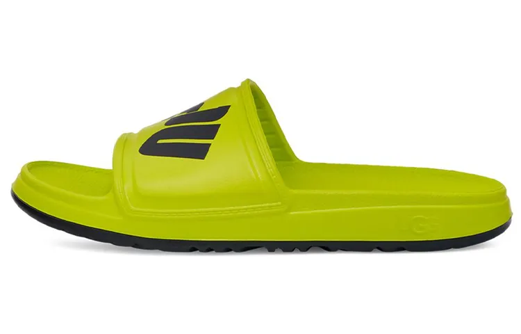 UGG Wilcox "Chopped" Logo Slides