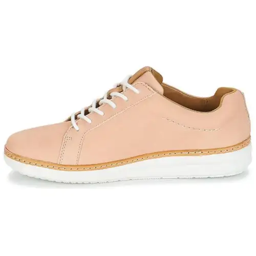 Clarks Leather Low top Skateboard Shoes Women's Pink