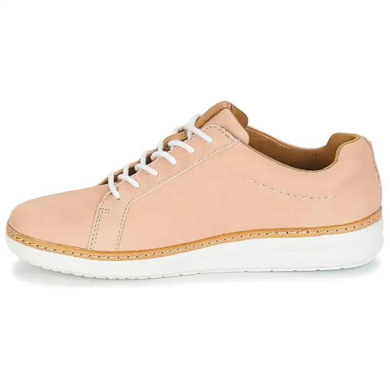 Clarks Leather Low top Skateboard Shoes Women's Pink