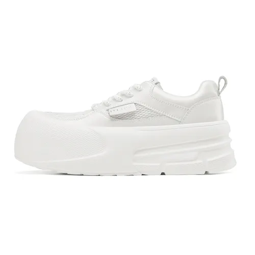 D FUSE SCANDINAVIA White Sneakers Flat Shoes Slip Resistant, Abrasion Resistant, Lightweight