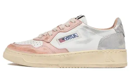 AUTRY Medalist Super Vintage Leather Sneakers