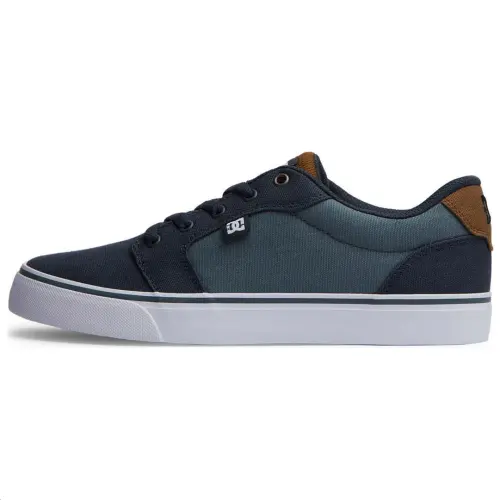DC Shoes Low top Canvas Shoes Men's Blue