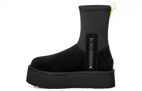 UGG Classic Dipper Boot Black Women's