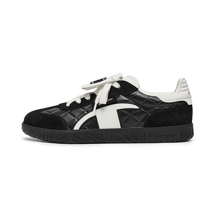 Champion Balance Low top T Trainers German Army Style Women's Black/Milk White