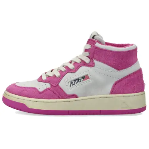 AUTRY Leather Low top Skateboard Shoes Women's Pink